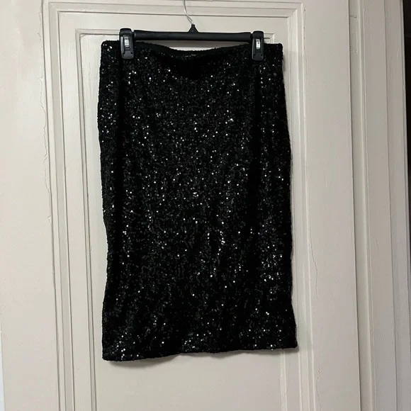Express Black Sequin Pencil Skirt - Picture 3 of 7